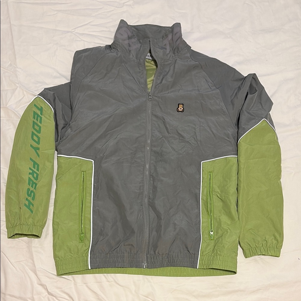 Teddy Fresh 90s Look Gray and Green Zip-Up Windbreaker Zip Pockets Reflective